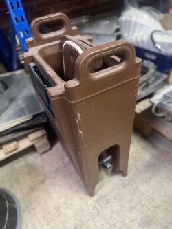 Thermo container brown with tap, used