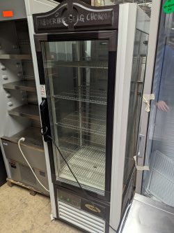 Refrigerated display cases / cake display cases used
