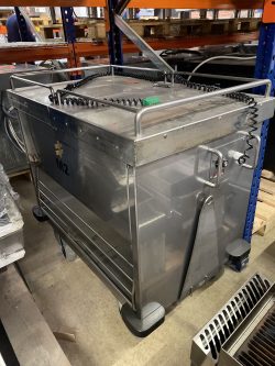 Trolley with heating and "sliding lid/table top"