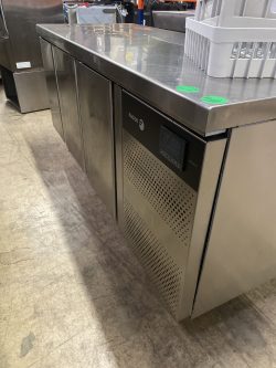 Freezer table from Fagor with 3 doors used