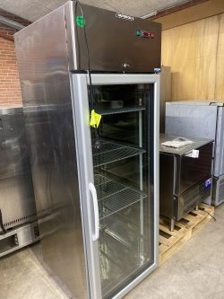 Display freezer from Mastercool used