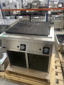 Gas grill from Fagor, used 1 year