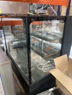 Refrigerated display cases in black from CORECO