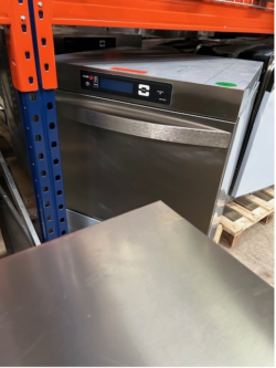 Undercounter dishwasher from Fagor model ad-505, demo model - sold with 14 day guarantee. You can purchase an additional 12 months for DKK 750.