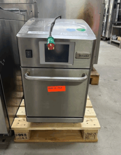 merrychef e2 turboovn, brugt - 14 dages garanti. Du kan tilkøbe 12 mdr. for 799 kr.