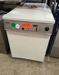 Friskvandsopvasker fra Miele, brugt - 14 dages garanti. Du kan tilkøbe 12 mdr. for 799 kr.