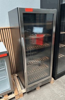 vinkøleskab fra Scandomestic, brugt - 14 dages garanti. Du kan tilkøbe 12 mdr. for 799 kr.