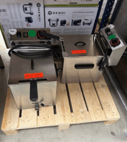 friture bordmodel 7 liter til 230V fra rm gastro - 14 dages garanti. Du kan tilkøbe 12 mdr. for 799 kr.