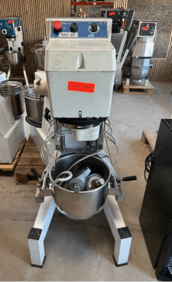 røremaskine fra Electrolux model mc-40, brugt - 14 dages garanti. Du kan tilkøbe 12 mdr. for 799 kr.