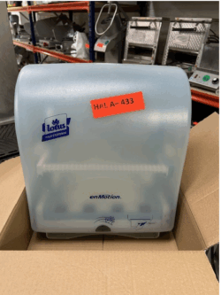 papirdispenser, brugt -14 dages garanti. Du kan tilkøbe 12 mdr. for 799 kr.