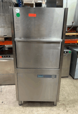 Grovopvasker fra Winterhalter, brugt - 14 dages garanti. Du kan tilkøbe 12 mdr. for 799 kr.