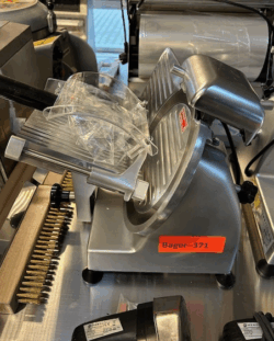 pålægsmaskine fra Hendi, brugt - 14 dages garanti. Du kan tilkøbe 12 mdr. for 799 kr.