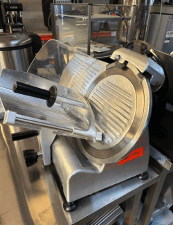 pålægsmaskine fra hendi, brugt - 14 dages garanti. Du kan tilkøbe 12 mdr. for 799 kr.