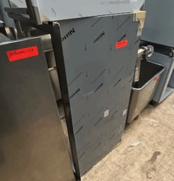 stålbord på åbent understel, 1400x600x850, brugt - 14 dages garanti. Du kan tilkøbe 12 mdr. for 799 kr.