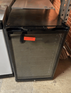 underbords vinkøleskab, brugt - 14 dages garanti. Du kan tilkøbe 12 mdr. for 799 kr.