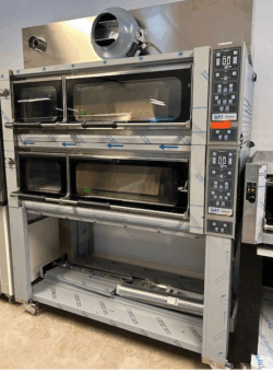 Bageovn fra Gam med 2 dæk, demomodel - 14 dages garanti. Du kan tilkøbe 12 mdr. for 799 kr.