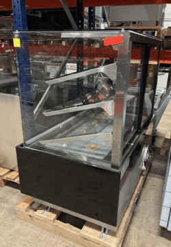 kølemontre fra Juka 130 bred, demomodel - 14 dages garanti. Du kan tilkøbe 12 mdr. for 799 kr.