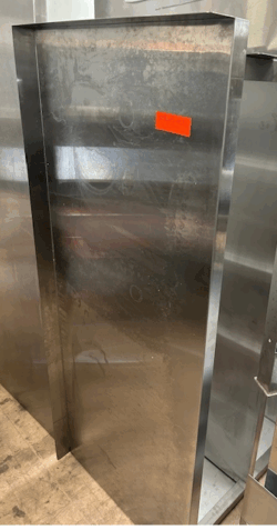 stålbord med 2 underhylder, måler 1550x700x850, brugt - 14 dages garanti. Du kan tilkøbe 12 mdr. for 799 kr.