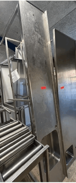 stålbord med vask på åbent understel 2700x500x850, brugt - 14 dages garanti. Du kan tilkøbe 12 mdr. for 799 kr.