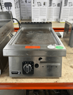 Stegeplade fra Fagor, brugt - 14 dages garanti. Du kan tilkøbe 12 mdr. for 799 kr.