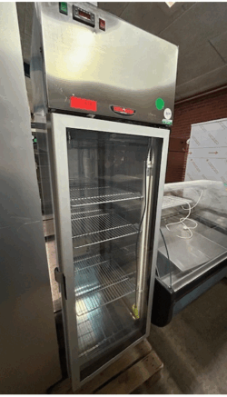 displaykølekab fra Tecnodom, brugt - 14 dages garanti. Du kan tilkøbe 12 mdr. for 799 kr.