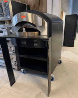 Elektrisk pizzaovn fra Alfa, brugt - 14 dages garanti. Du kan tilkøbe 12 mdr. for 799 kr.