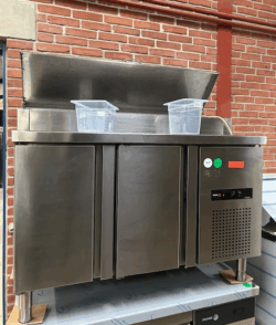 Saladette fra Fagor med to låger, brugt - 14 dages garanti. Du kan tilkøbe 12 mdr. for 799 kr.