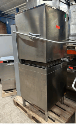 hætteopvasker fra Zanussi, brugt - 14 dages garanti. Du kan tilkøbe 12 mdr. for 799 kr.