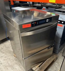 underbordsopvasker fra Fagor model Ad-505, brugt - 14 dages garanti. Du kan tilkøbe 12 mdr. for 799 kr.