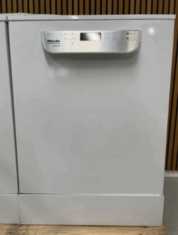Brugt Miele PG 8059 opvasker - Årgang 2017  Populær (nu udgået) - 14 dages garanti. Du kan tilkøbe 12 mdr. for 799 kr.