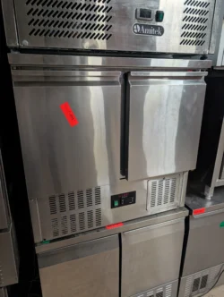 Kølebord med 2 låger fra Tefcold - 14 dages garanti. Du kan tilkøbe 12 mdr. for 799 kr.