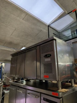 Kølebord vibocold 3 låger brugt - 14 dages garanti. Du kan tilkøbe 12 mdr. for 799 kr.