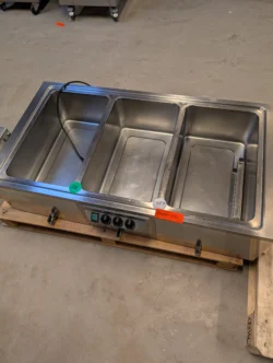 Bain marie med 3 kar - 14 dages garanti. Du kan tilkøbe 12 mdr. for 799 kr.