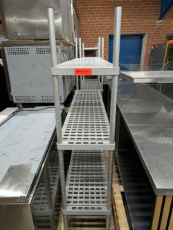 Reol til fødevarer 180x40 med 3 hylder UDSTILLINGSMODEL - 14 dages garanti. Du kan tilkøbe 12 mdr. for 799 kr.