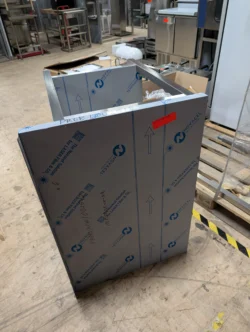 Stålbord med underhylde 100/70- 14 dages garanti. Du kan tilkøbe 12 mdr. for 799 kr.