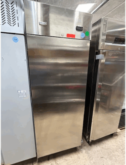 lagerkøleskab fra electroluxe, brugt -14 dages garanti. Du kan tilkøbe 12 mdr. for 799 kr.