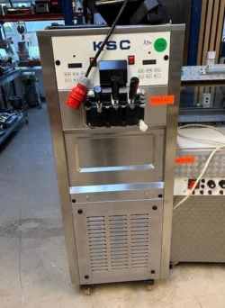 softicemaskine fra KSC, brugt - 14 dages garanti. Du kan tilkøbe 12 mdr. for 799 kr.