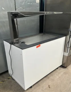 kølebuffet fra Sayl, brugt- 14 dages garanti. Du kan tilkøbe 12 mdr. for 799 kr.