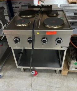 elektrisk kogebord med 4 zoner fra Basic, brugt - 14 dages garanti. Du kan tilkøbe 12 mdr. for 799 kr.