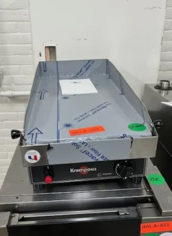 Stegeplade fra Krampouz, demomodel - 14 dages garanti. Du kan tilkøbe 12 mdr. for 799 kr.