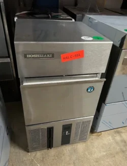 Hoshizaki 21 kg isterningemaskine, brugt - 14 dages garanti. Du kan tilkøbe 12 mdr. for 799 kr.