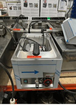 pastakoger fra RM Gastro, 1 kar bordmodel, demo. - sælges med 14 dages garanti. Du kan tilkøbe 12 mdr. for 750 kr.