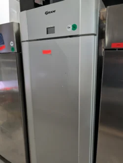 Industikøleskab fra GRAM brugt - 14 dages garanti. Du kan tilkøbe 12 mdr. for 799 kr.