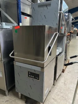 hætteopvasker fra Fagor model WHC-502 med varmegenanvendig, demomodel - 14 dages garanti. Du kan tilkøbe 12 mdr. for 799 kr.