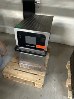 Merrychef ovn, brugt - 14 dages garanti. Du kan tilkøbe 12 mdr. for 799 kr.