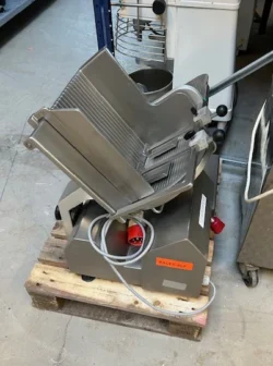 automatisk pålægsmaskine fra Scharfen, brugt- 14 dages garanti. Du kan tilkøbe 12 mdr. for 799 kr.