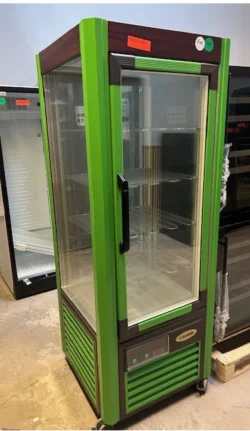 kølemontre fra Scaiola, brugt - 14 dages garanti. Du kan tilkøbe 12 mdr. for 799 kr.