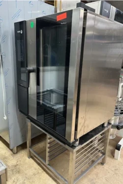 Fagor 10 stiks ovn model APW-101, brugt - 14 dages garanti. Du kan tilkøbe 12 mdr. for 799 kr.