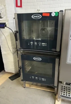 unox ovnsøjle 2x5 stiks ovne, brugt - 14 dages garanti. Du kan tilkøbe 12 mdr. for 799 kr.