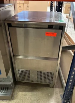 Fagor Efice70 isterningemaskine, brugt - 14 dages garanti. Du kan tilkøbe 12 mdr. for 799 kr.